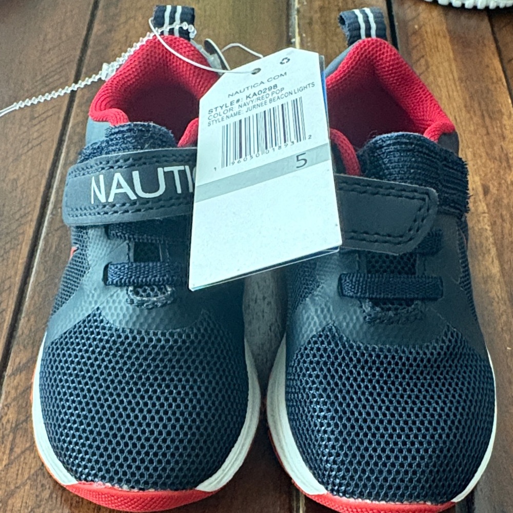 Nautica Kids Navy and Red Lightweight Hook-and-Loop Sneakers
